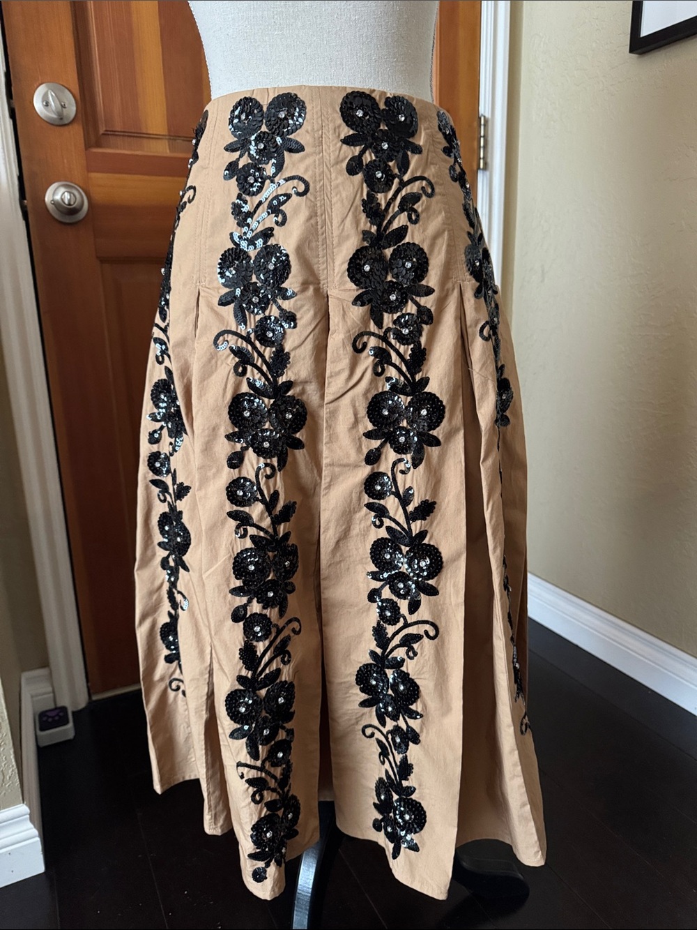 JCrew Collection Women’s pleated skirt size 2 NWT